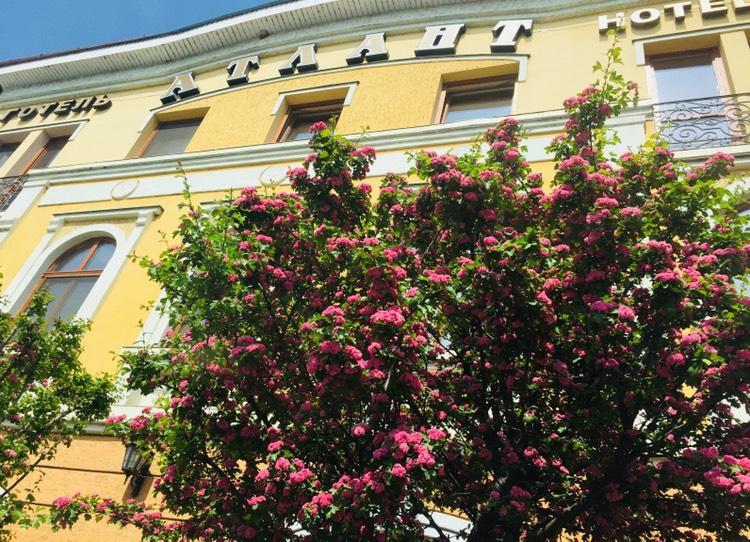 Atlant Hotel Užhorod Exteriér fotografie