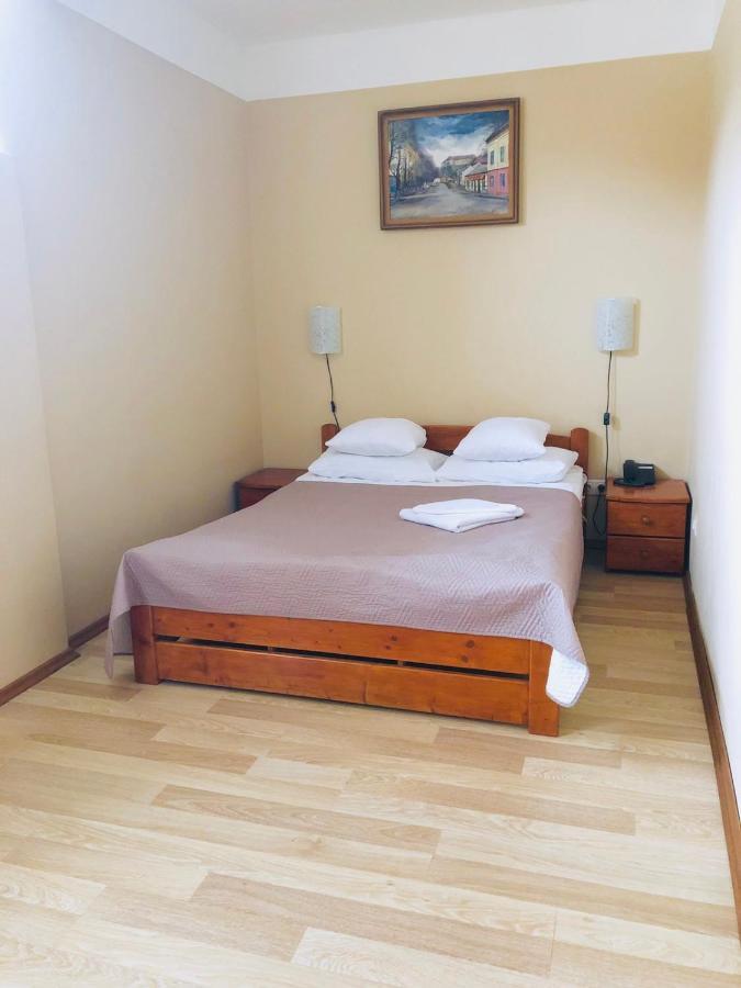 Atlant Hotel Užhorod Exteriér fotografie